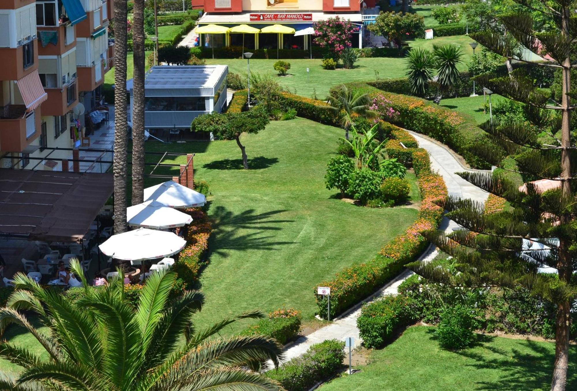 Spacious 1 Bedroom Apartment, Beach Front, Torrox Costa Eksteriør billede